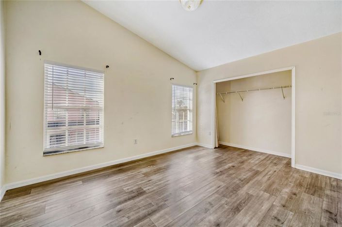 Image No.9-Maison de ville de 4 chambres à vendre à Saint John