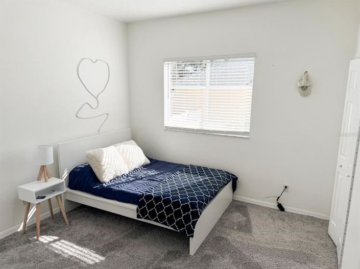 Image No.16-4 Bed House for sale