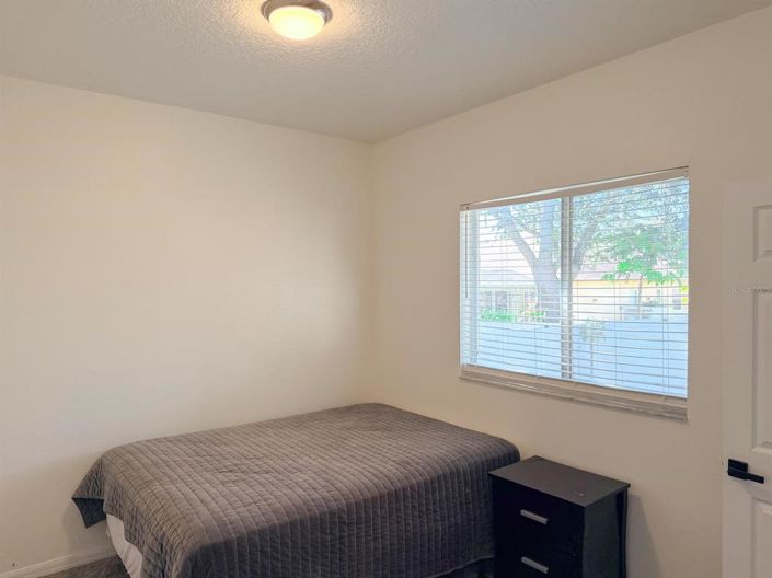 Image No.17-4 Bed House for sale