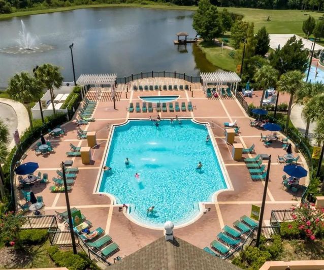 Image No.30-3 Bed Townhouse for sale