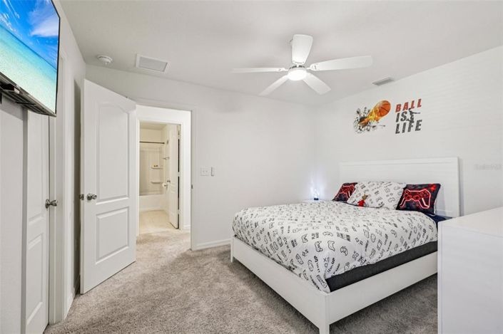 Image No.19-4 Bed House for sale