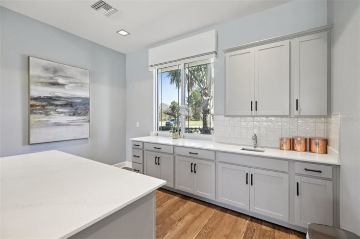 Image No.40-4 Bed House for sale