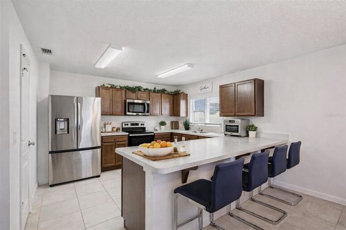 Image No.8-4 Bed House for sale