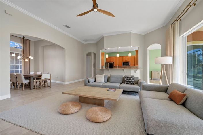 Image No.14-3 Bed House for sale