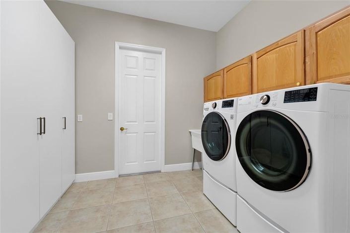 Image No.23-3 Bed House for sale