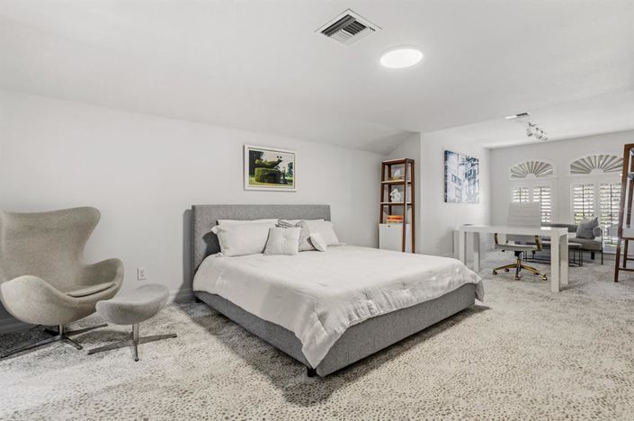 Image No.45-5 Bed House for sale