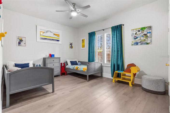 Image No.49-5 Bed House for sale