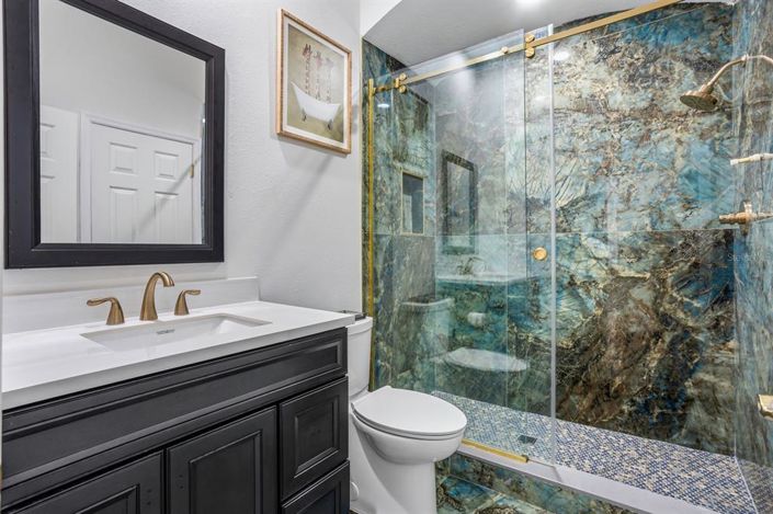 Image No.51-5 Bed House for sale