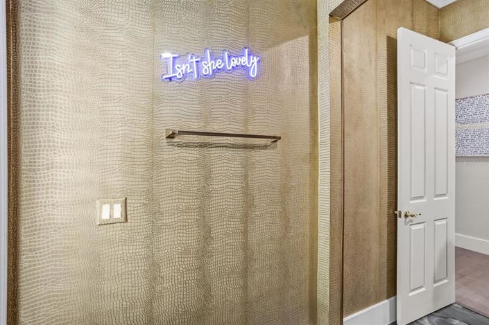 Image No.56-5 Bed House for sale