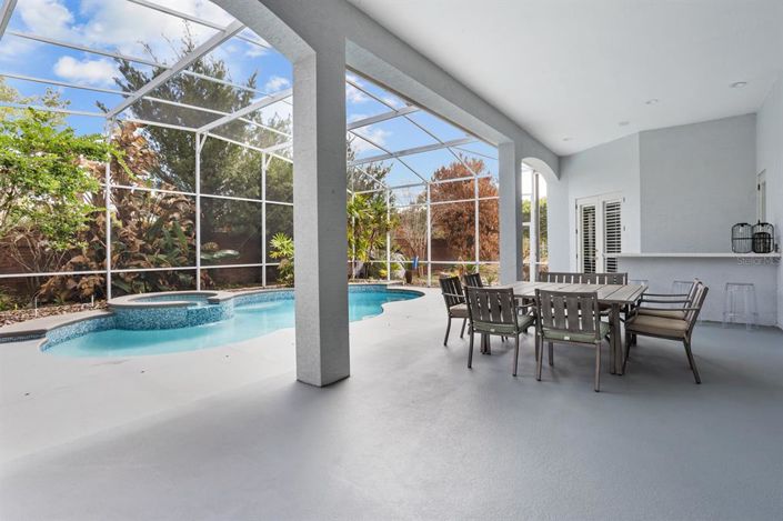 Image No.57-5 Bed House for sale