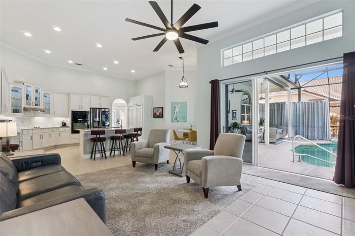 Image No.12-4 Bed House for sale