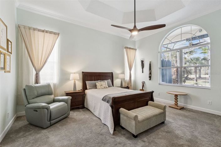 Image No.16-4 Bed House for sale