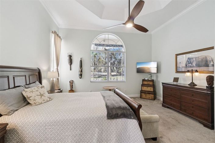 Image No.18-4 Bed House for sale