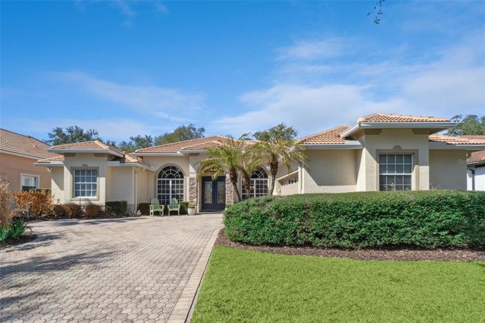 Image No.3-4 Bed House for sale