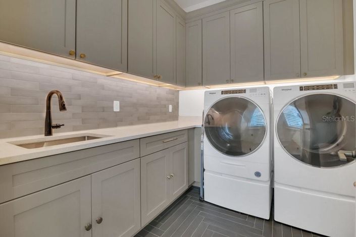 Image No.15-Maison de 4 chambres à vendre à Saint John