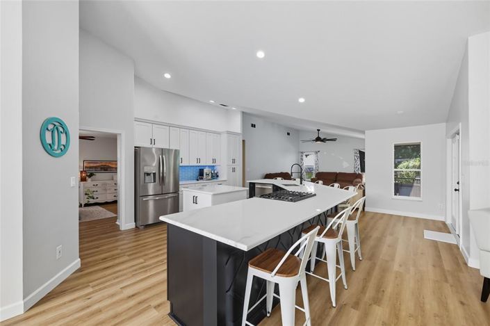 Image No.11-3 Bed House for sale