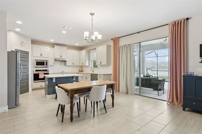 Image No.12-5 Bed House for sale