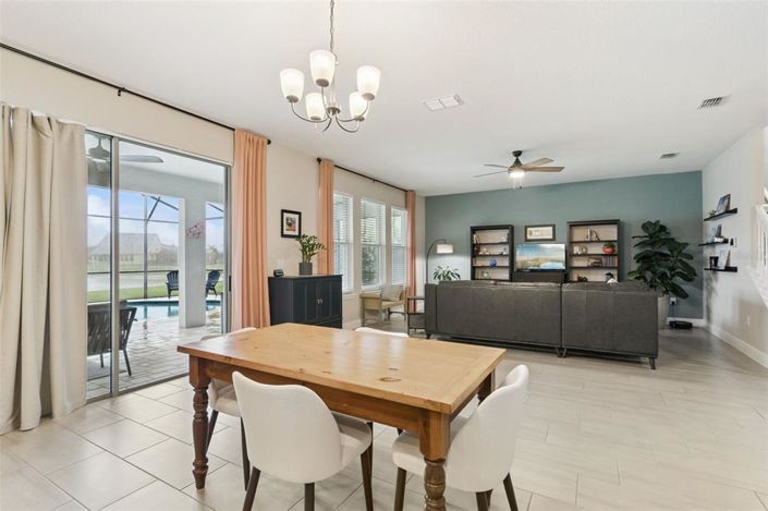 Image No.14-5 Bed House for sale