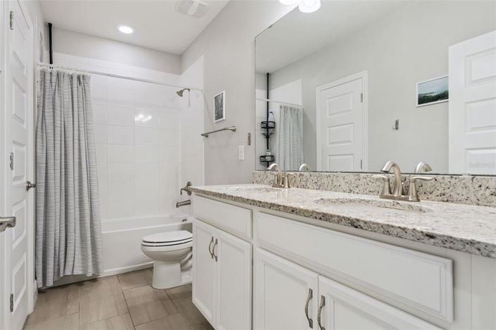 Image No.30-5 Bed House for sale