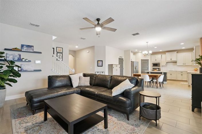 Image No.7-5 Bed House for sale