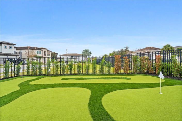 Image No.16-6 Bed House for sale