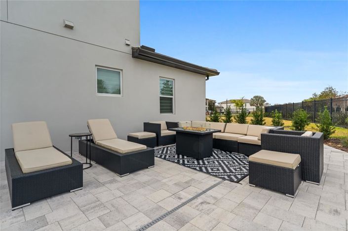 Image No.25-6 Bed House for sale