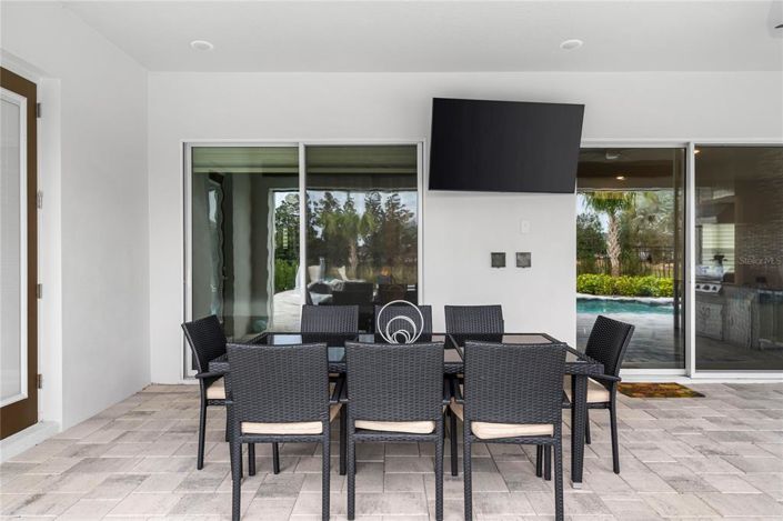 Image No.28-6 Bed House for sale