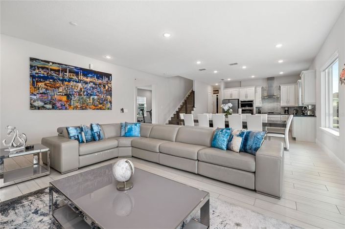 Image No.32-6 Bed House for sale