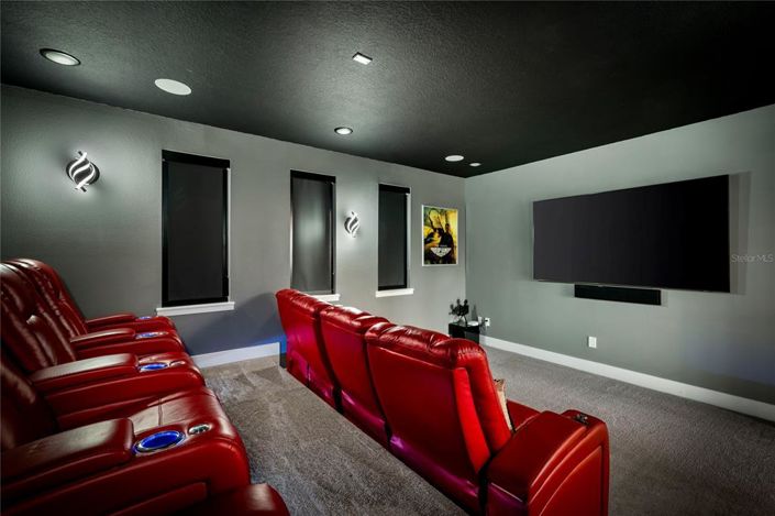 Image No.42-6 Bed House for sale