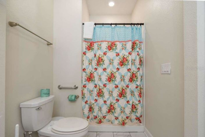 Image No.28-5 Bed Townhouse for sale