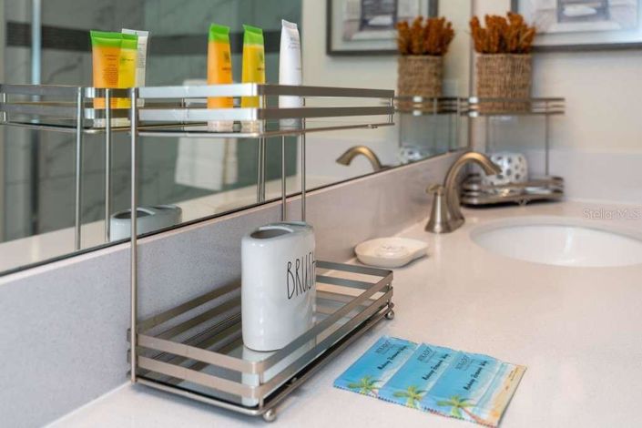 Image No.33-5 Bed Townhouse for sale