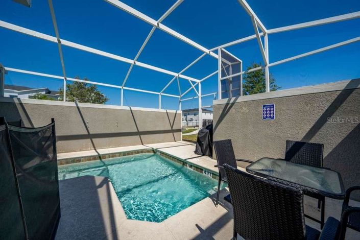 Image No.42-5 Bed Townhouse for sale