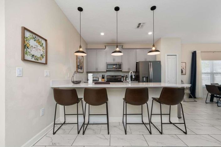 Image No.5-5 Bed Townhouse for sale