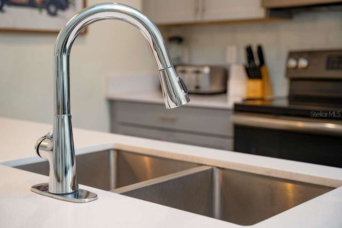 Image No.6-5 Bed Townhouse for sale