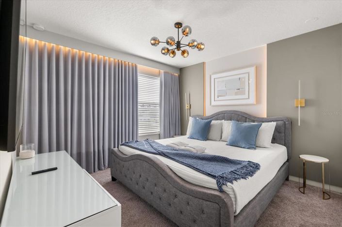 Image No.21-6 Bed House for sale