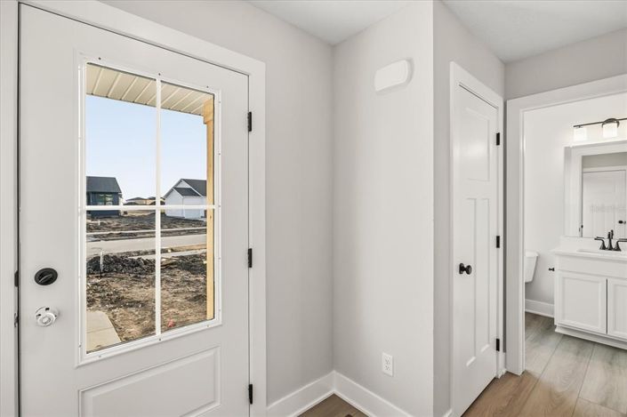 Image No.35-6 Bed House for sale