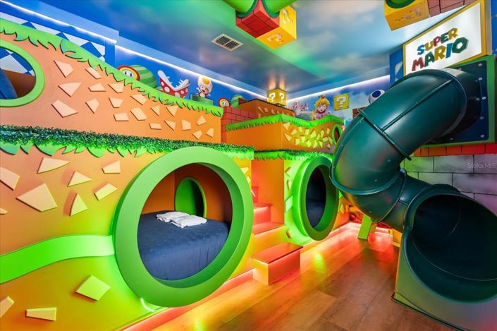 Image No.44-6 Bed House for sale