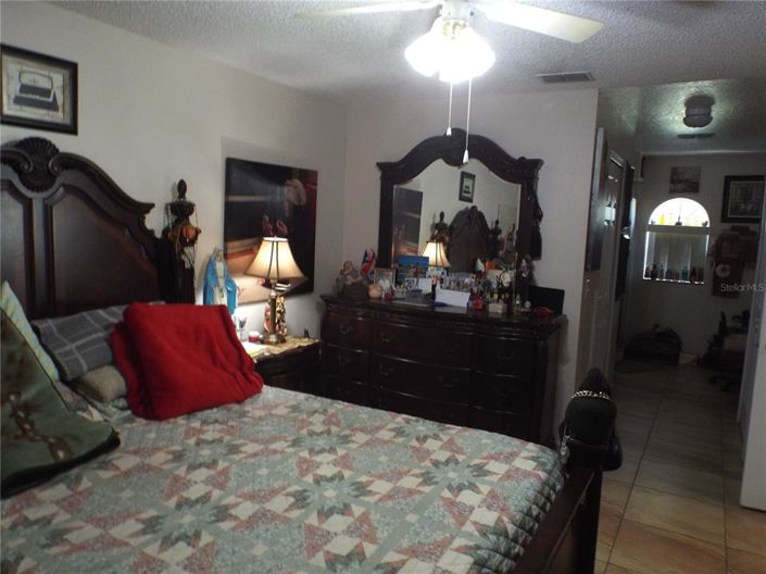 Image No.15-3 Bed House for sale