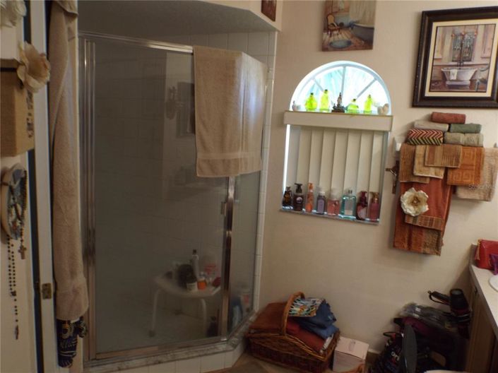 Image No.16-3 Bed House for sale