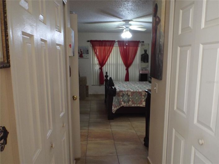 Image No.18-3 Bed House for sale