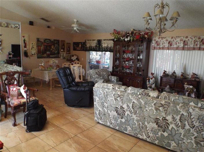 Image No.20-3 Bed House for sale