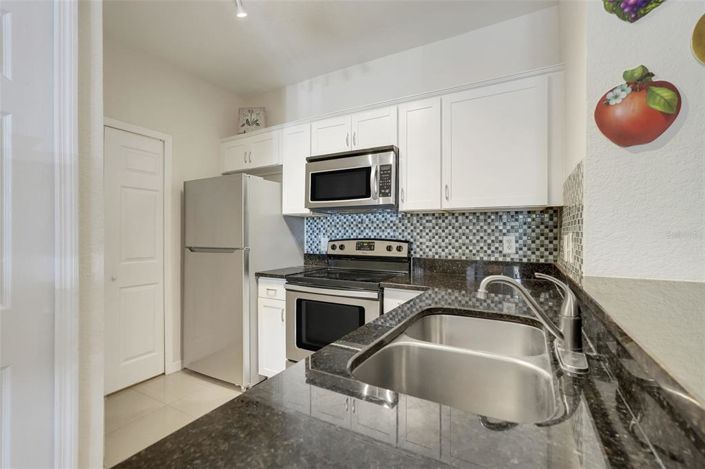 Image No.12-Appartement de 2 chambres à vendre à Saint John