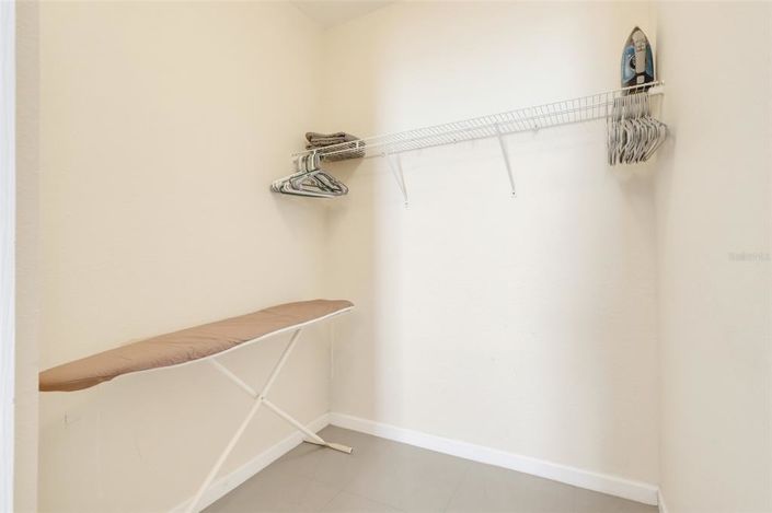 Image No.18-Appartement de 2 chambres à vendre à Saint John