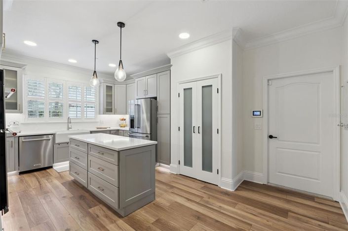 Image No.13-3 Bed Townhouse for sale