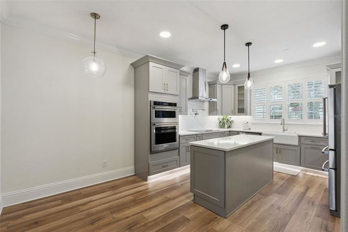 Image No.14-3 Bed Townhouse for sale