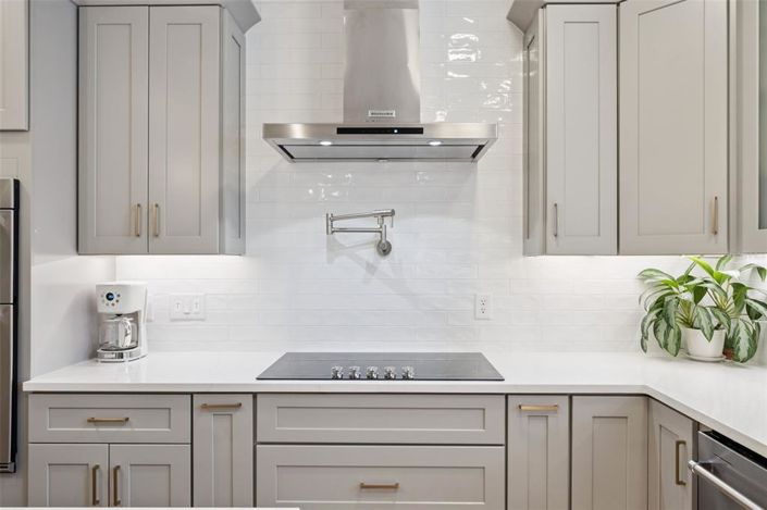 Image No.2-3 Bed Townhouse for sale