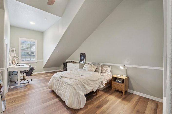 Image No.28-3 Bed Townhouse for sale