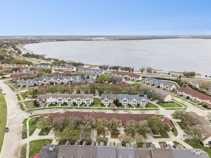 Image No.39-3 Bed Townhouse for sale