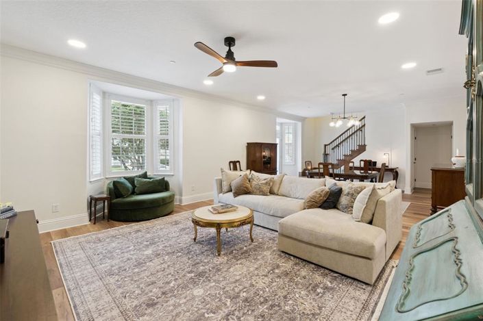 Image No.8-3 Bed Townhouse for sale