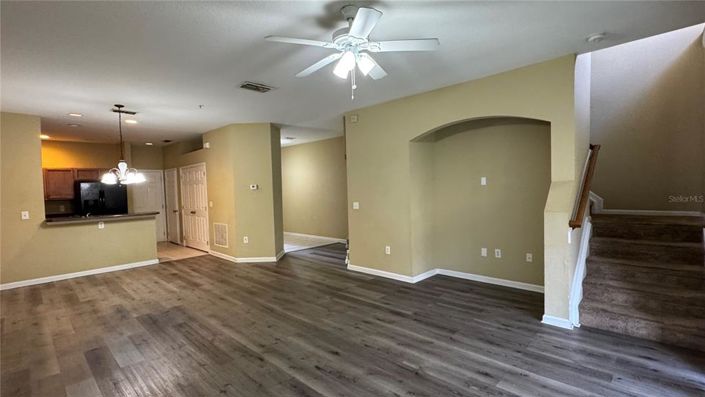 Image No.10-3 Bed Townhouse for sale